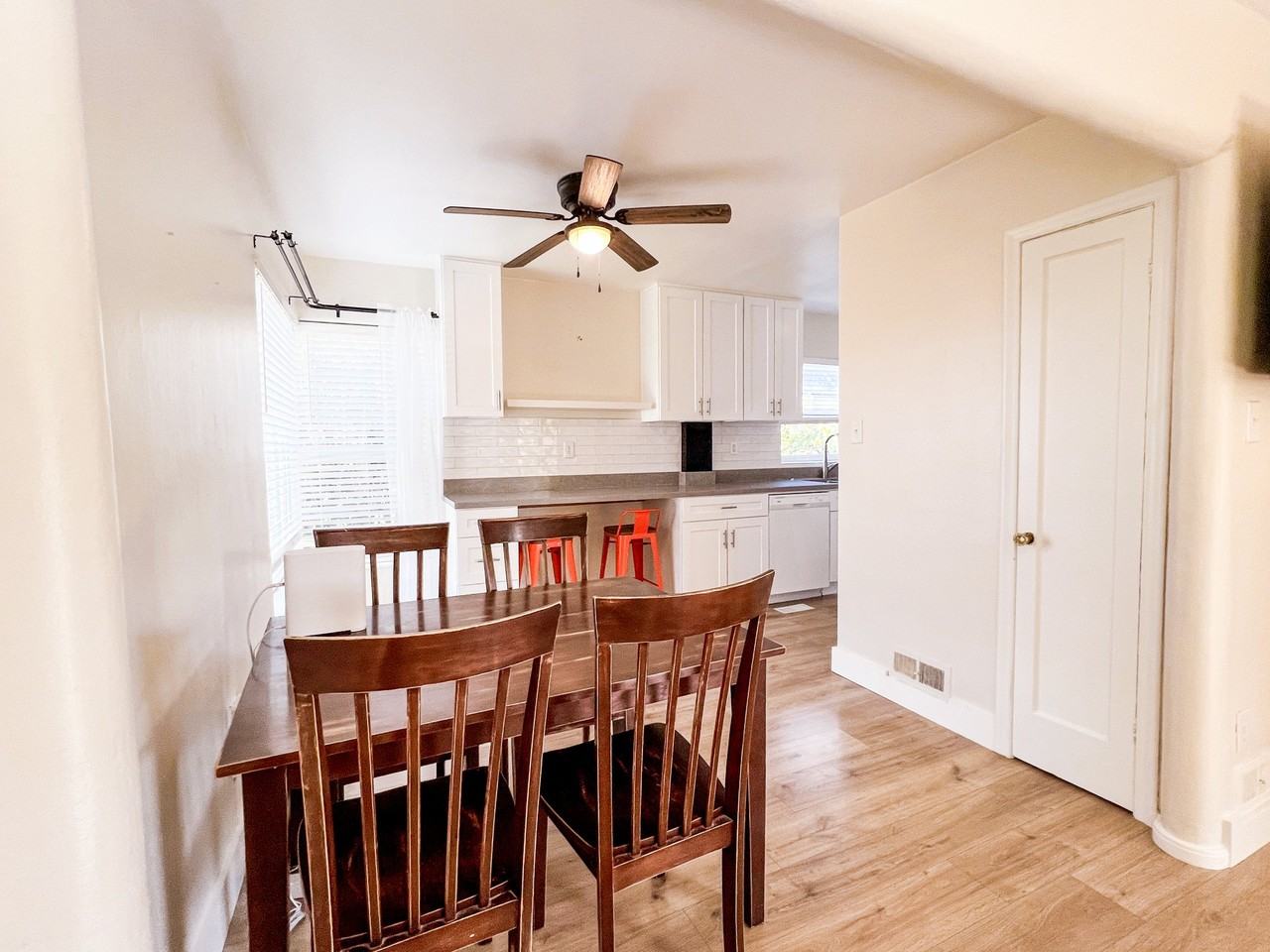 881 E Kensington Ave #A - Photo 7 of 41