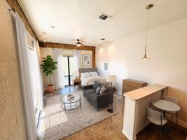 featured image of 710 S Medina #206
