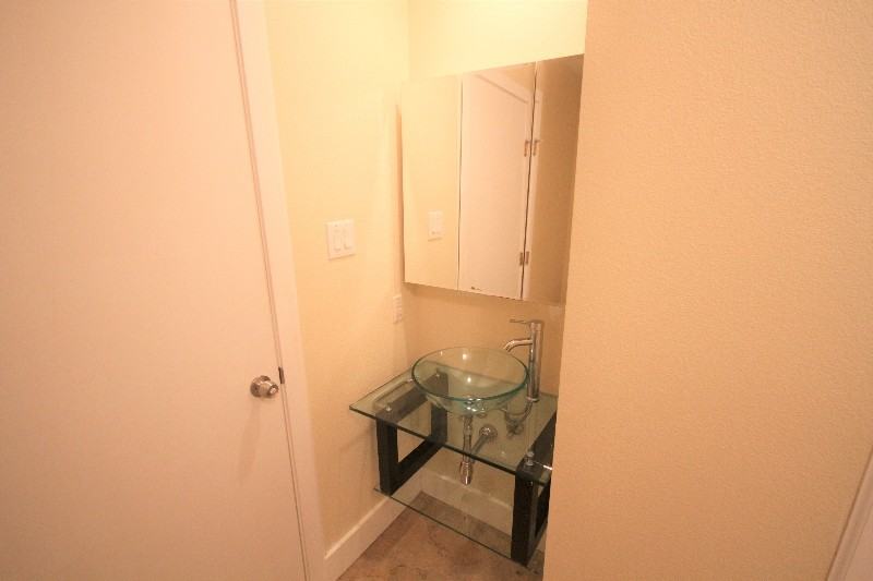 710 S Medina #206 - Photo 4 of 22