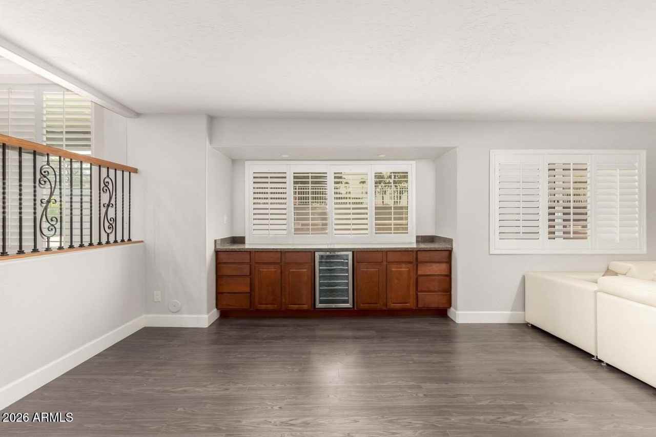 18860 N 73rd Dr - Photo 6 of 37