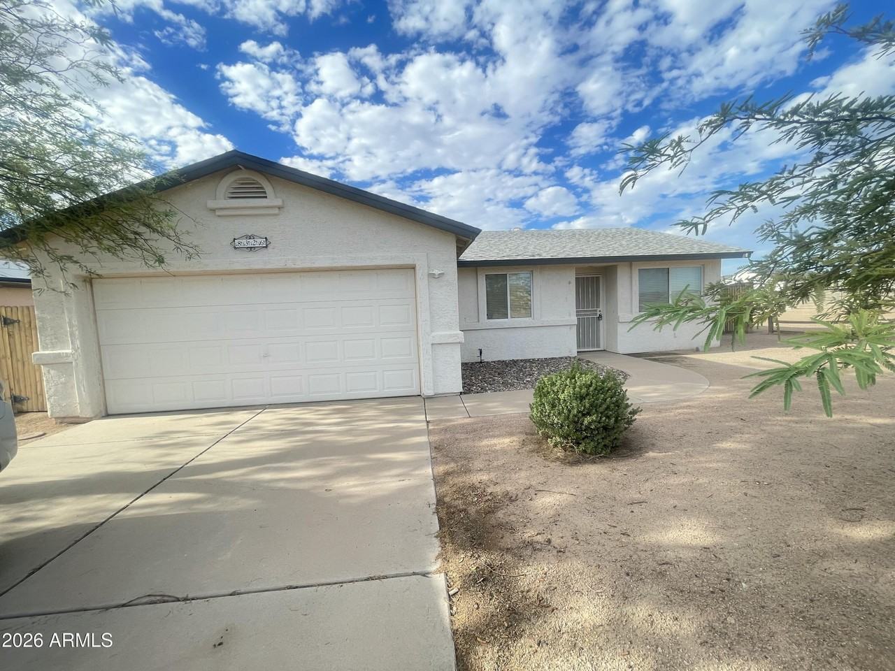 8326 W Tinajas Dr - Photo 3 of 20