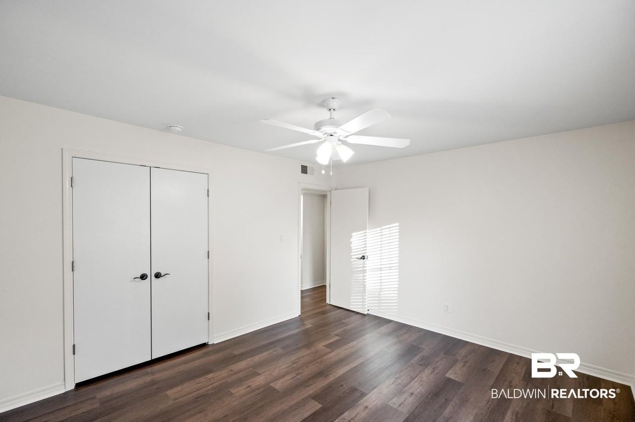 207 S Mobile St #106 - Photo 4 of 17