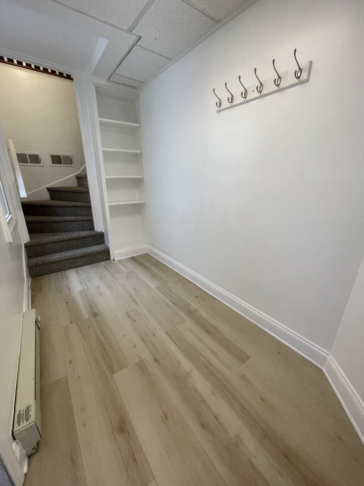 426 Penn Ave #2ndFLBACK - Photo 3 of 10