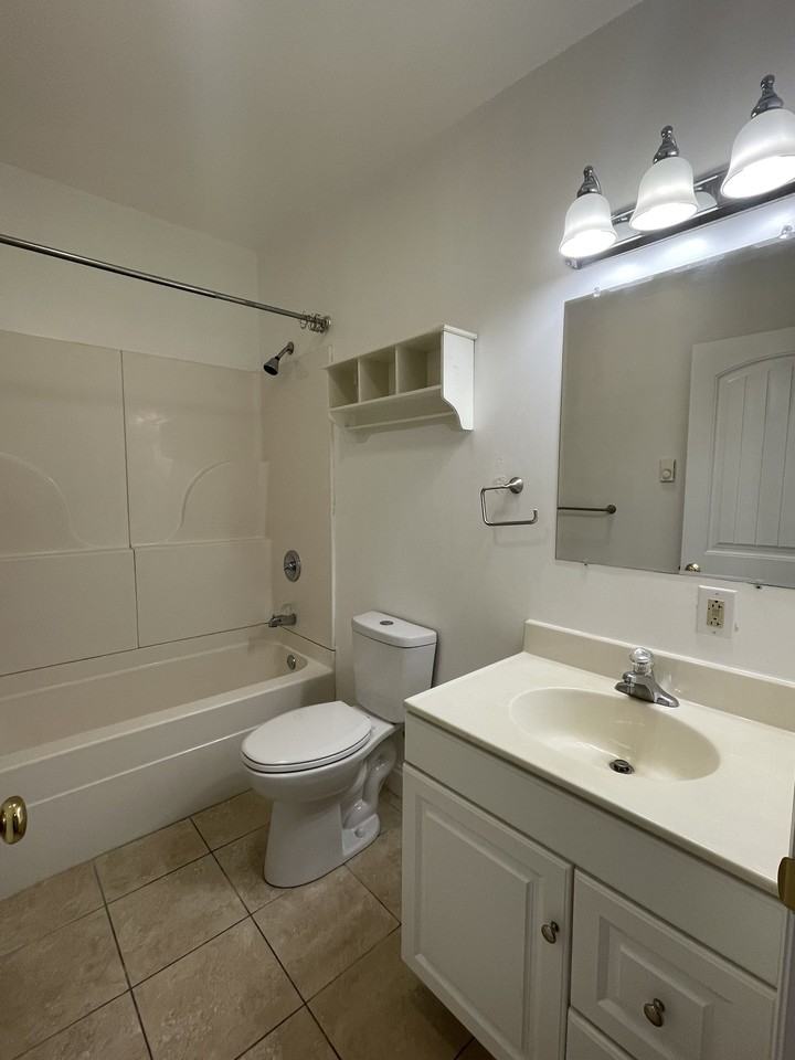 426 Penn Ave #2ndFLBACK - Photo 6 of 10