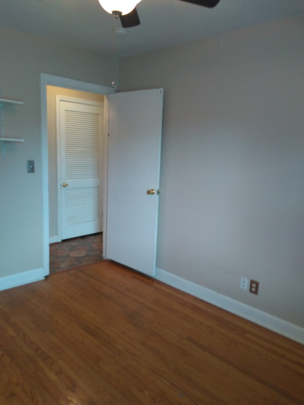 3703 Susan Ln - Photo 3 of 19