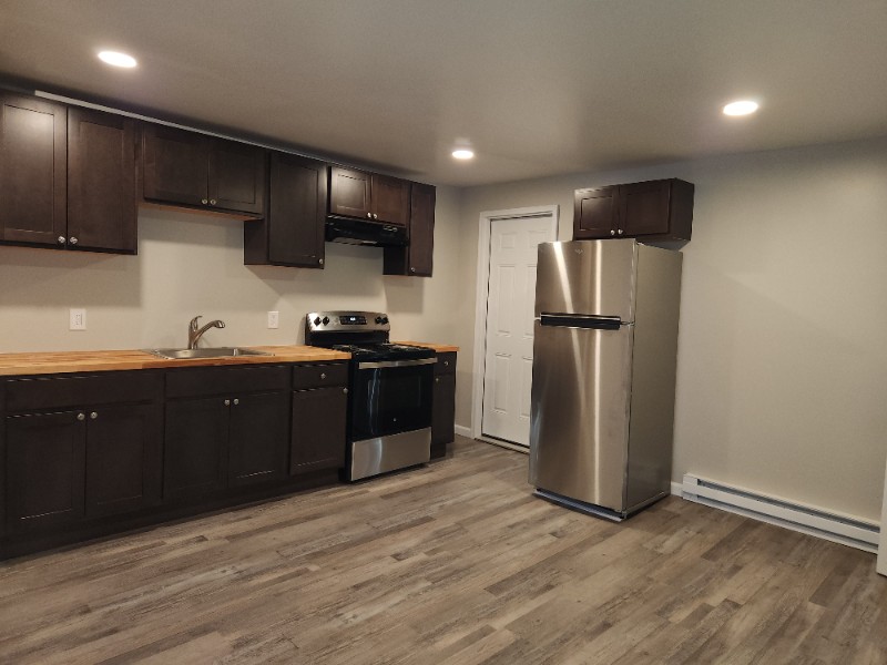 159 1st St #3 - Photo 2 of 7