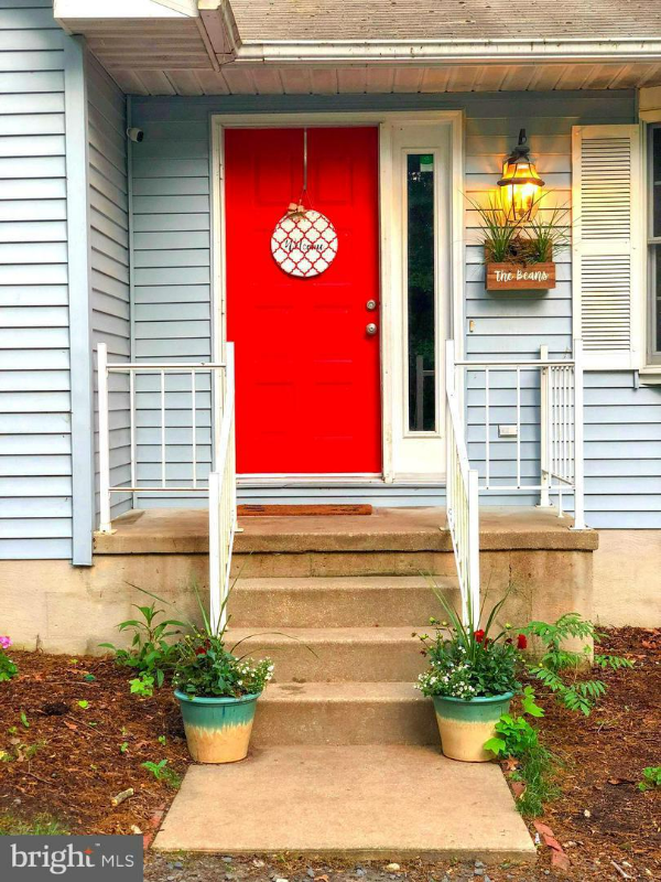 26177 S Sandgates Rd - Photo 3 of 32