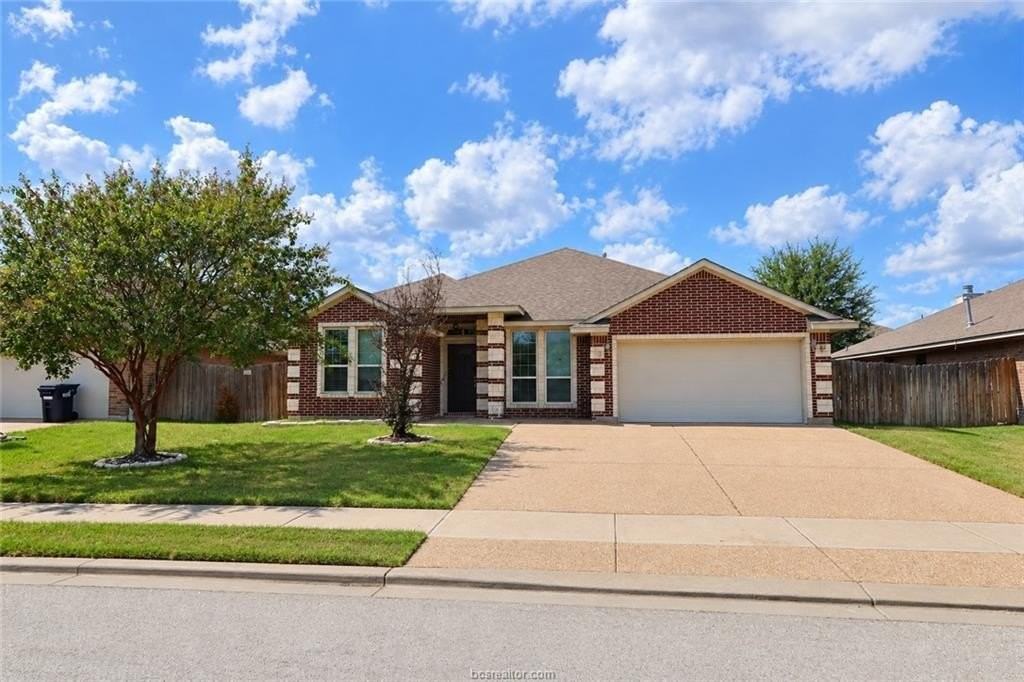 921 Dove Run Trl - Photo 2 of 25