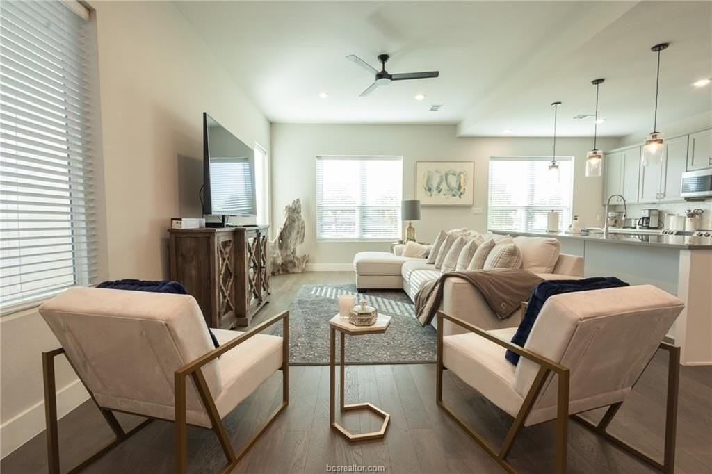 244 Estates Cir - Photo 5 of 26