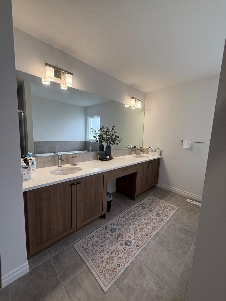 75 Setonstone Row Se - Photo 7 of 19