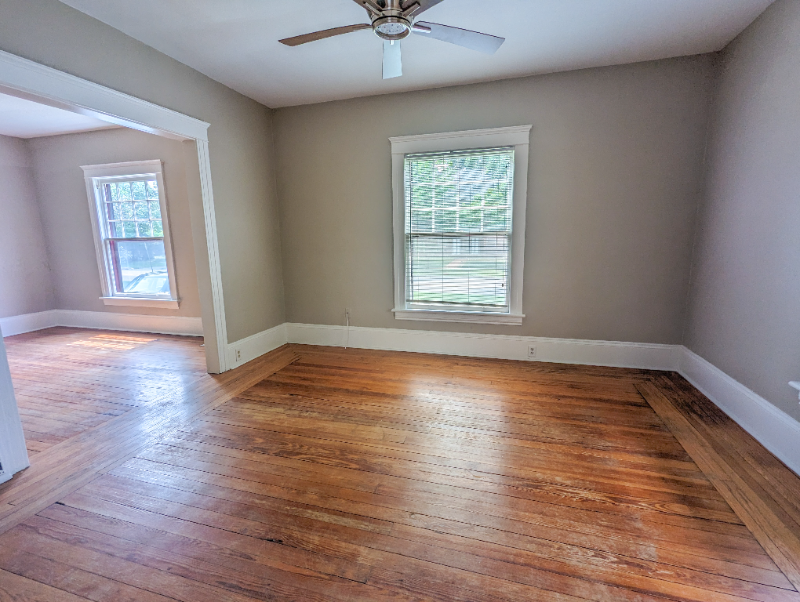 211 S West Ave - Photo 3 of 14