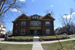 featured image of 217 3rd St #2