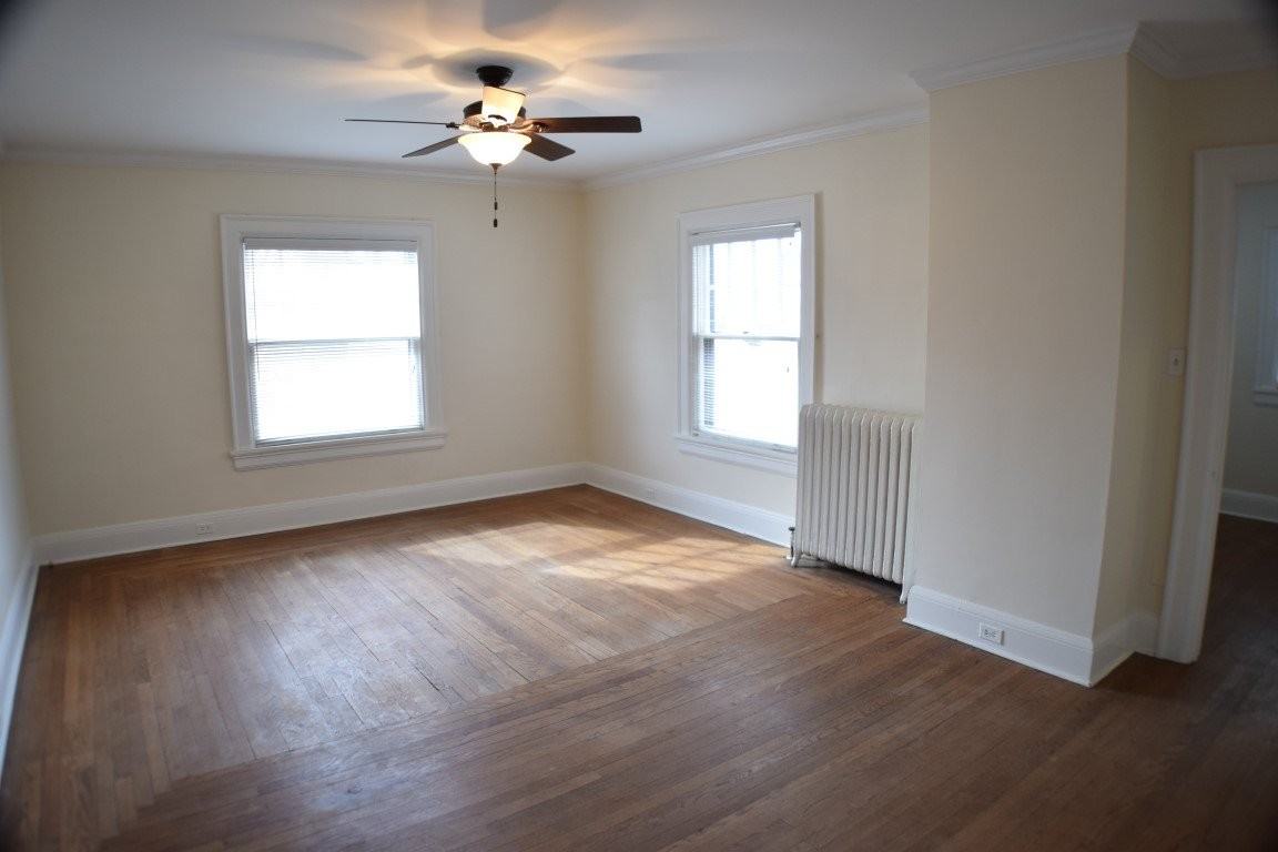 217 3rd St #2 - Photo 4 of 12