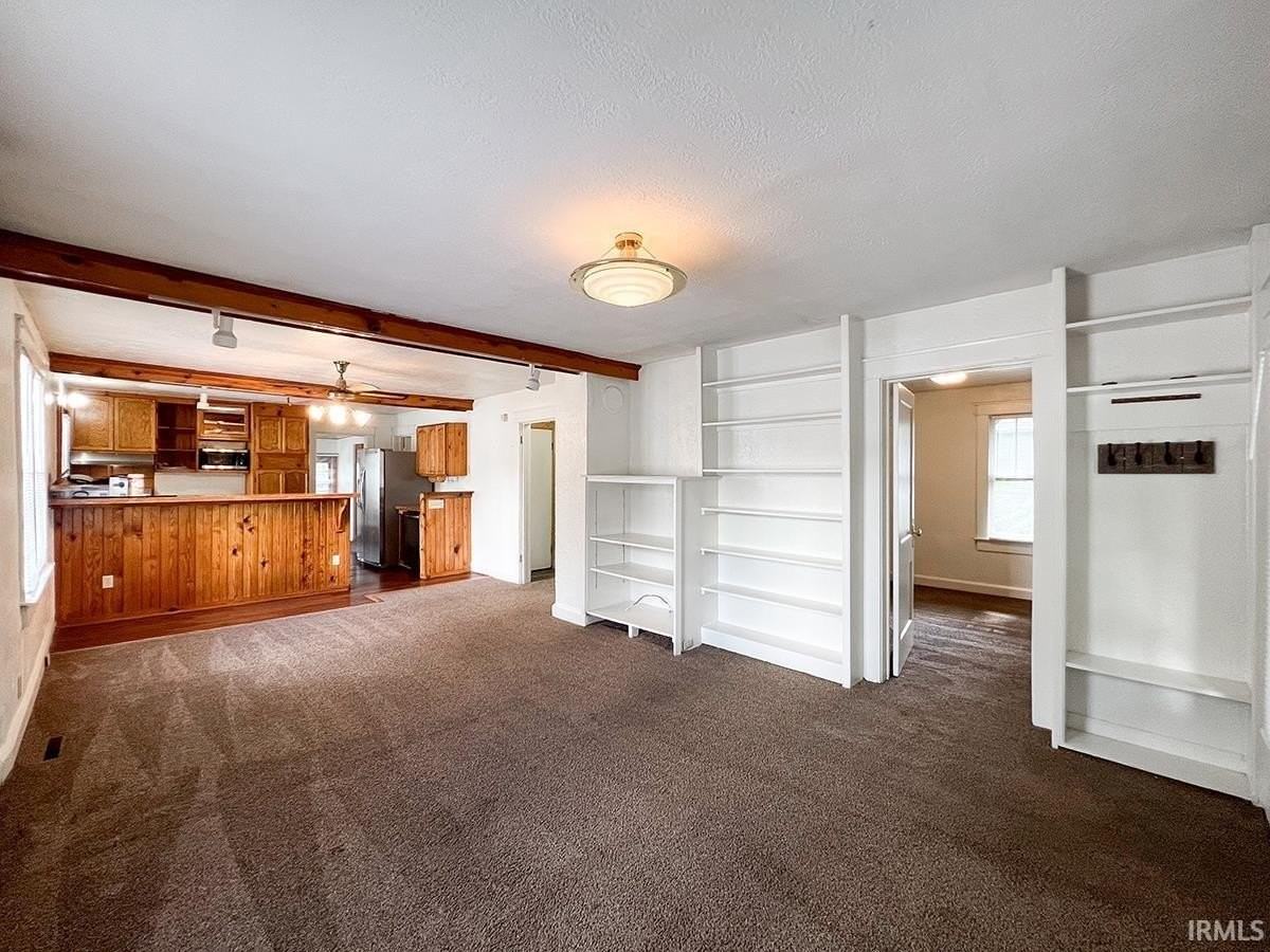 410 E Hillside Dr - Photo 3 of 34
