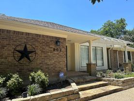 902 Woodland West Dr - Photo 1 of 1