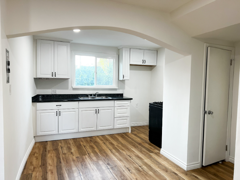 1529 N Edison Blvd #B - Photo 6 of 15