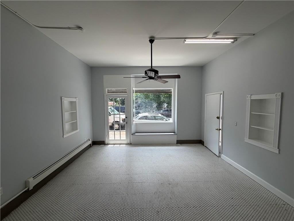 225 34th St - Photo 3 of 19