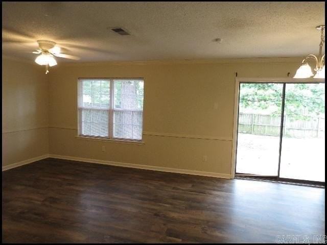 2120 Justus Loop - Photo 4 of 17