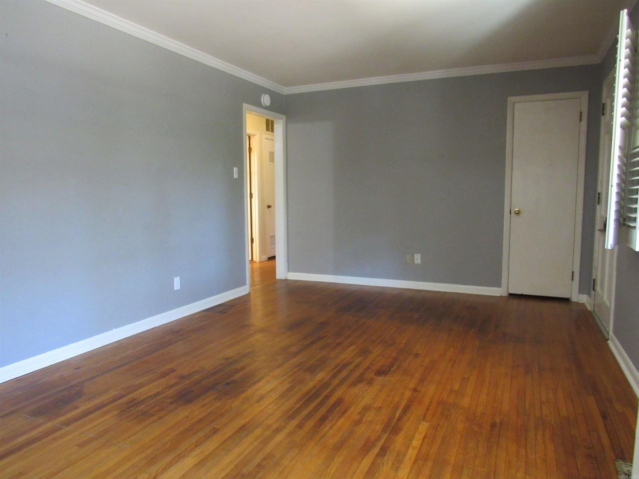 6201 Blackhawk Dr - Photo 4 of 48