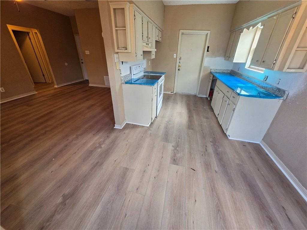 6109 Camway Dr - Photo 3 of 8