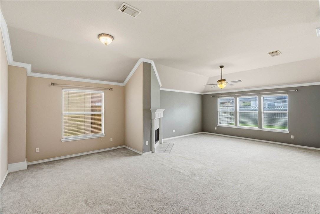 5925 Bishops Mill Dr - Photo 4 of 15