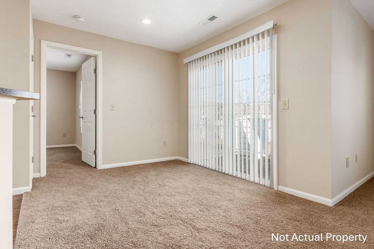 5155 Aspen Pine Blvd - Photo 6 of 31