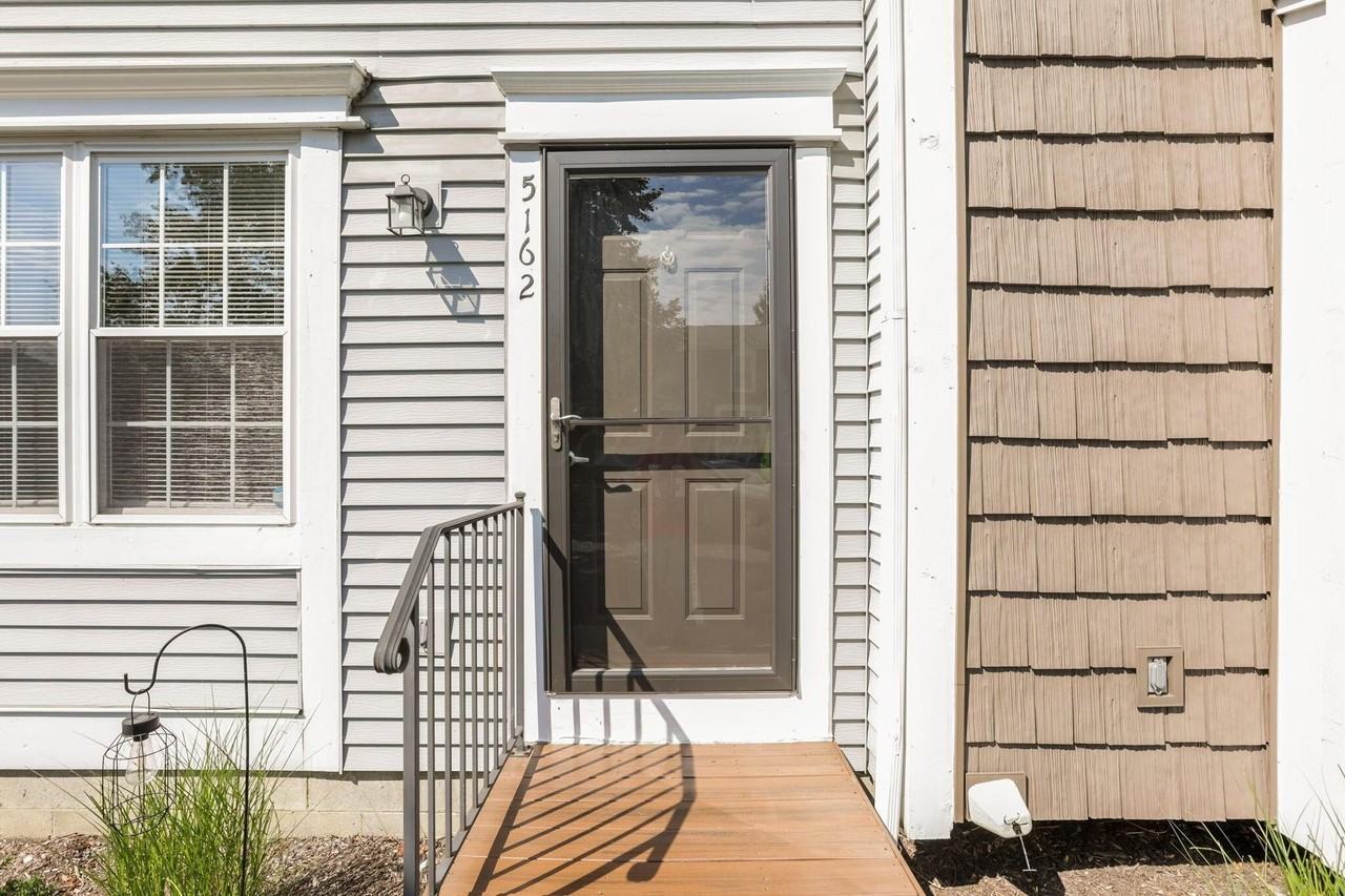 5162 Singleton Dr #43C - Photo 4 of 39