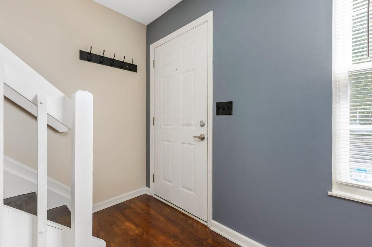 5162 Singleton Dr #43C - Photo 5 of 39