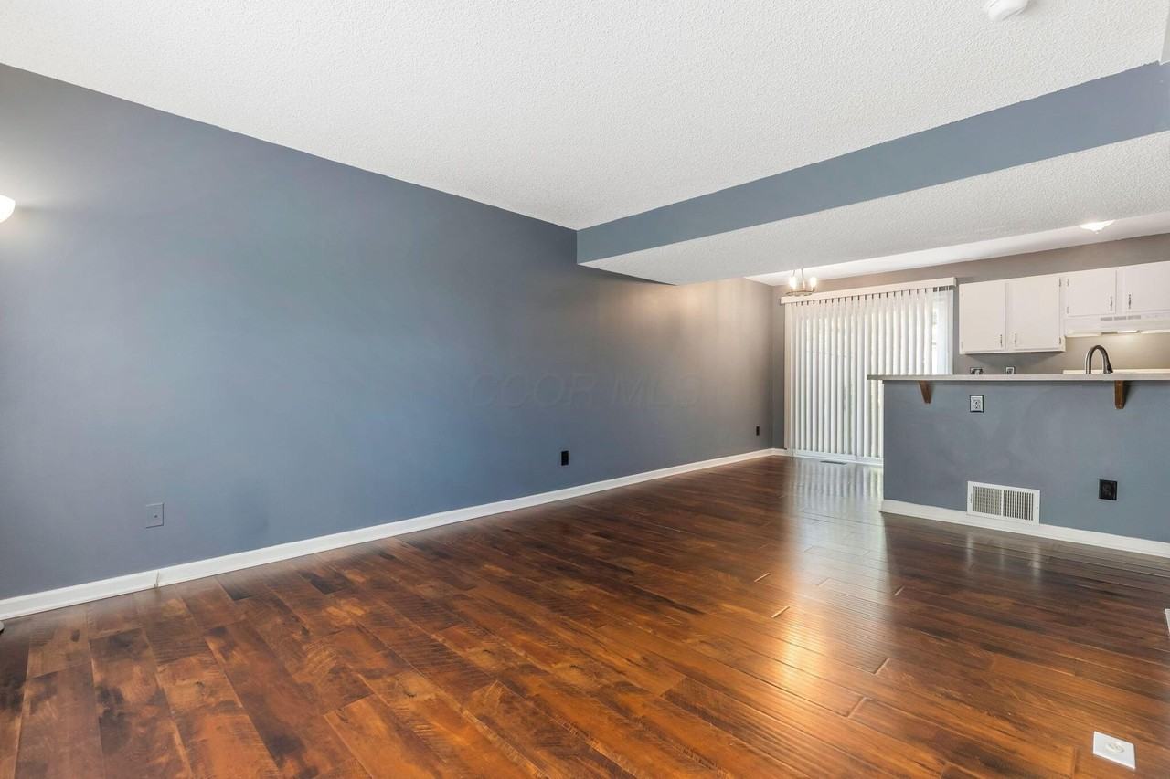 5162 Singleton Dr #43C - Photo 6 of 39