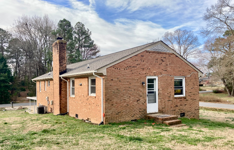 10530 Cherylann Rd - Photo 3 of 16