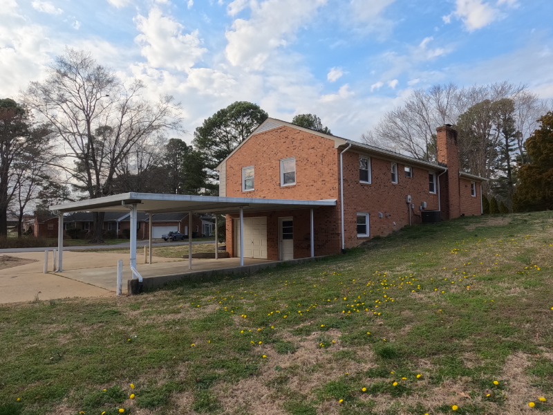 10530 Cherylann Rd - Photo 4 of 16