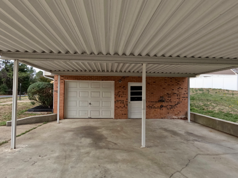10530 Cherylann Rd - Photo 5 of 16