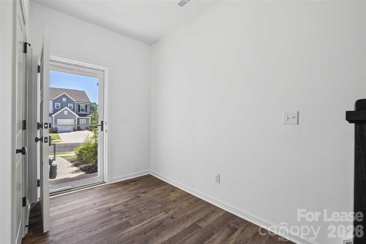 358 Drawbar Dr - Photo 3 of 45