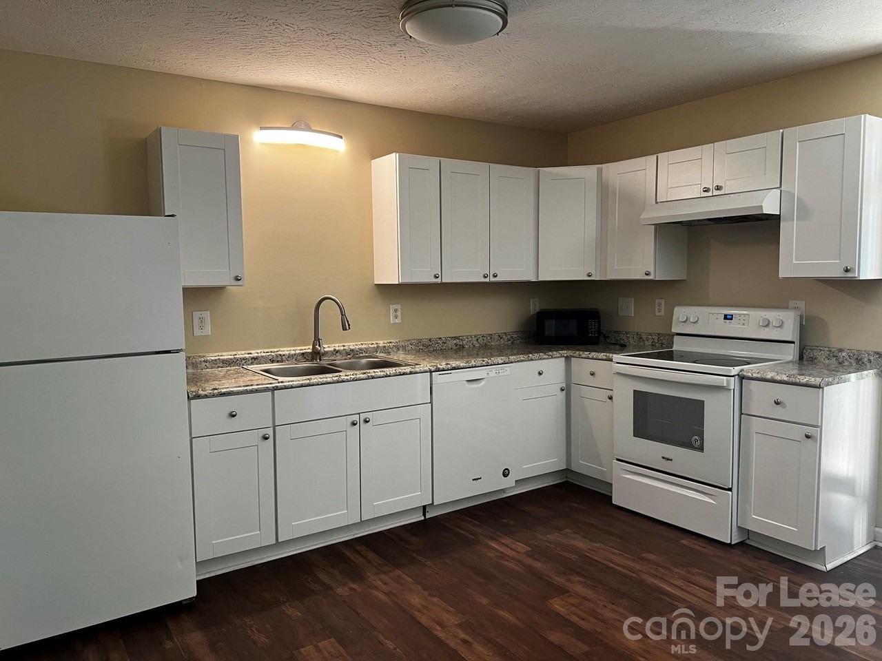 1328 Reid St #A - Photo 2 of 6