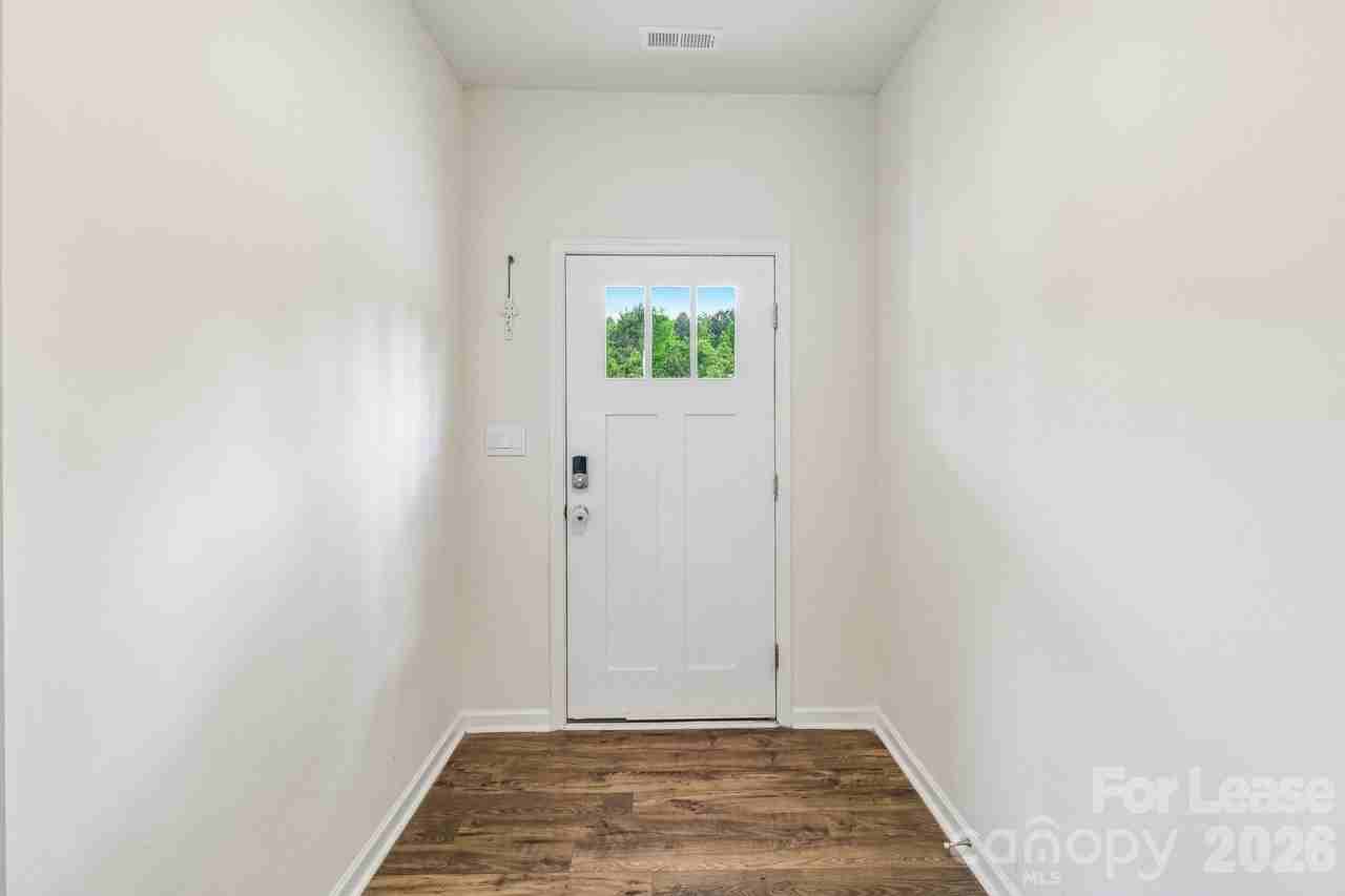 455 Saddlebred Ln - Photo 4 of 45