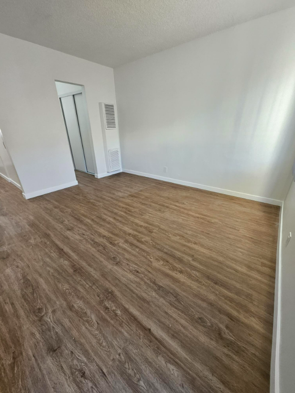14926 Hawthorne Blvd #123 - Photo 3 of 13