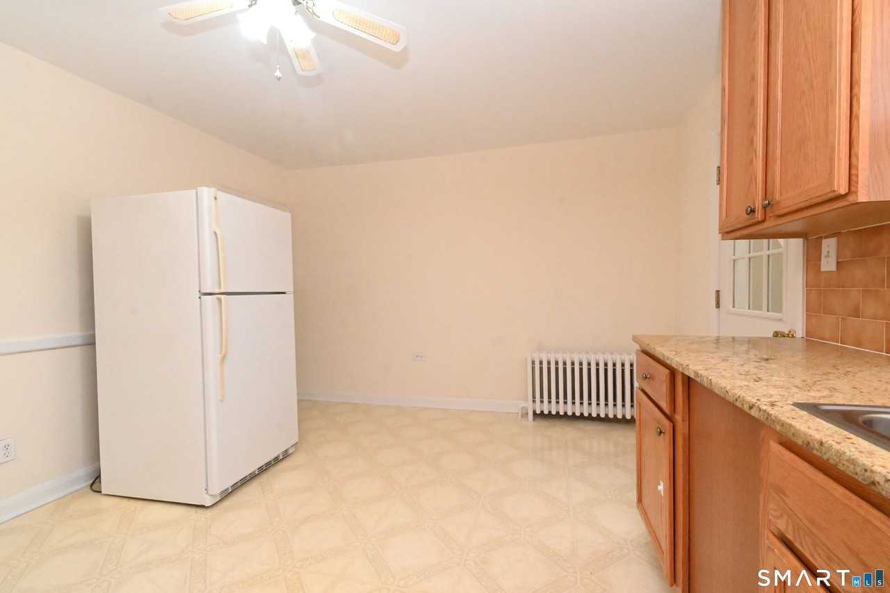 26 Elm Tree Pl - Photo 6 of 21