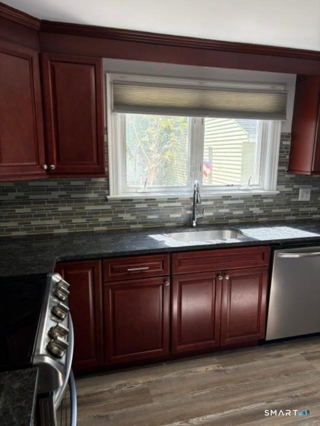 114 White Oak Ave - Photo 5 of 10