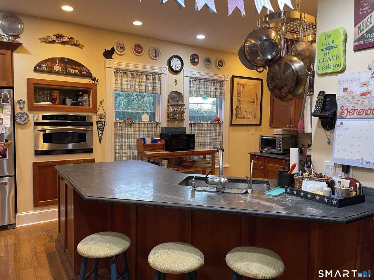 126 East Ave - Photo 5 of 14