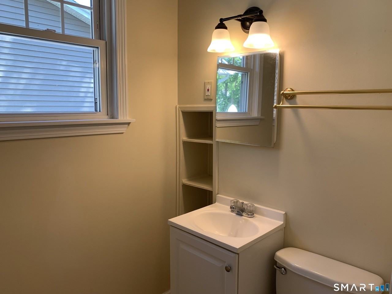 73 Joe Ave - Photo 7 of 11