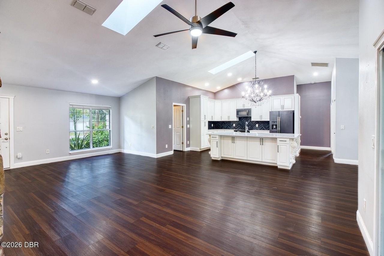 707 Corbin Park Rd - Photo 3 of 35