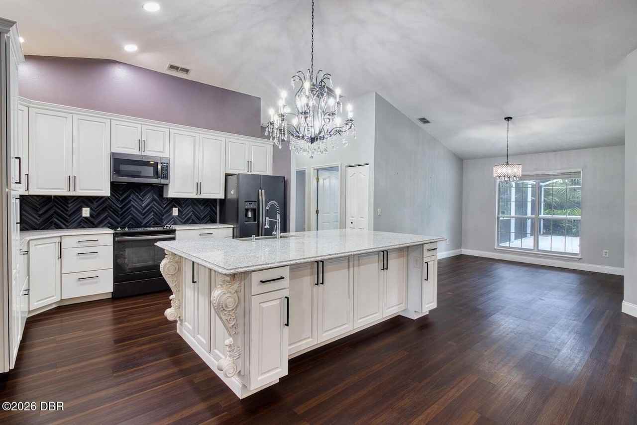 707 Corbin Park Rd - Photo 7 of 35