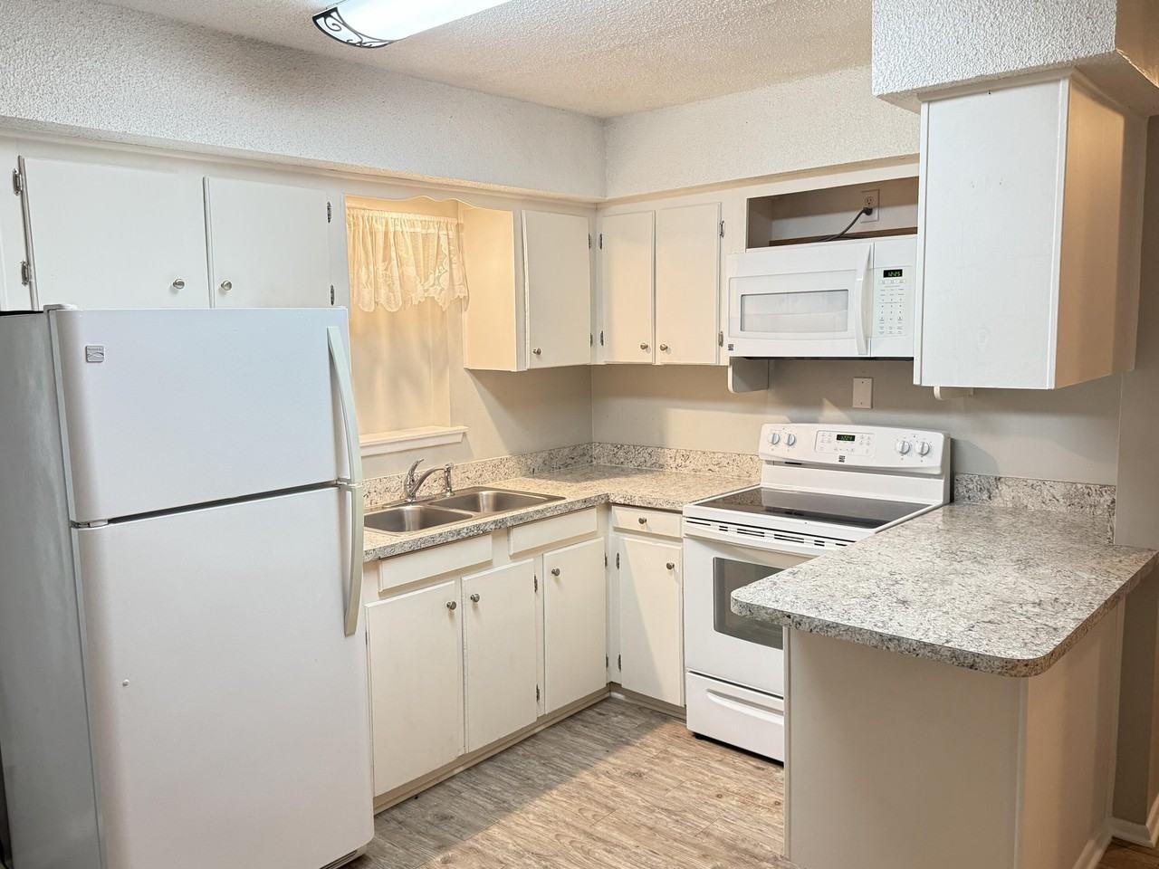 116A Montrose Dr - Photo 7 of 19