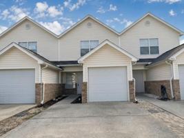 featured image of 953 Scenic Oak Ln