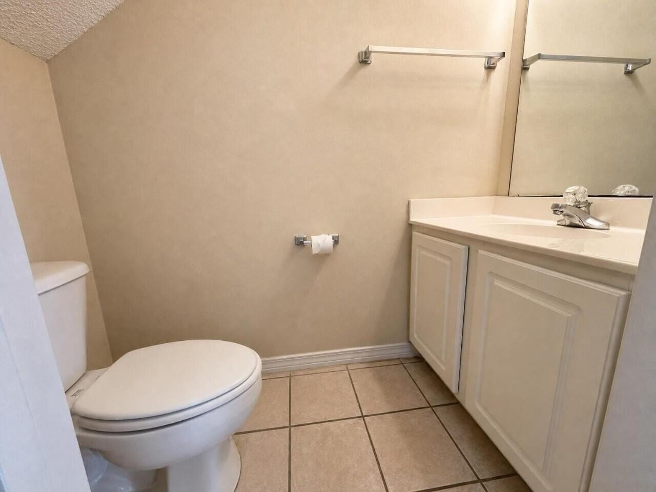 953 Scenic Oak Ln - Photo 6 of 10