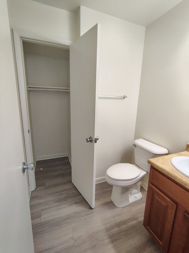 600 Reusens Rd #E48 - Photo 6 of 9
