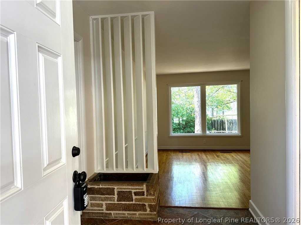 314 Westview Dr - Photo 3 of 20
