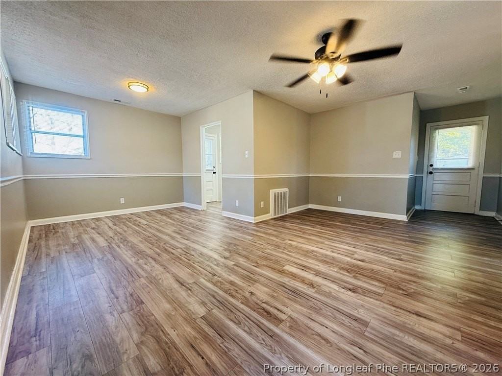 463 Mcrae Dr - Photo 3 of 12
