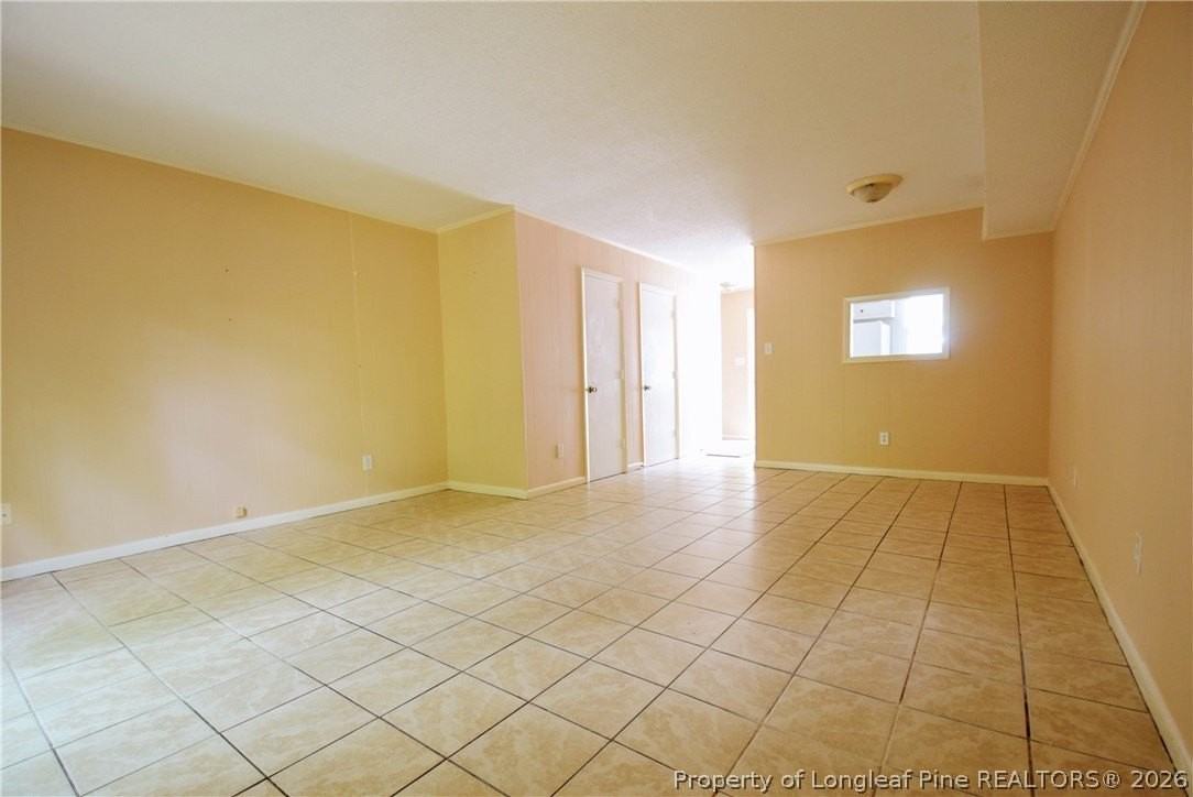 5654 Pope St Apt A - Photo 3 of 14