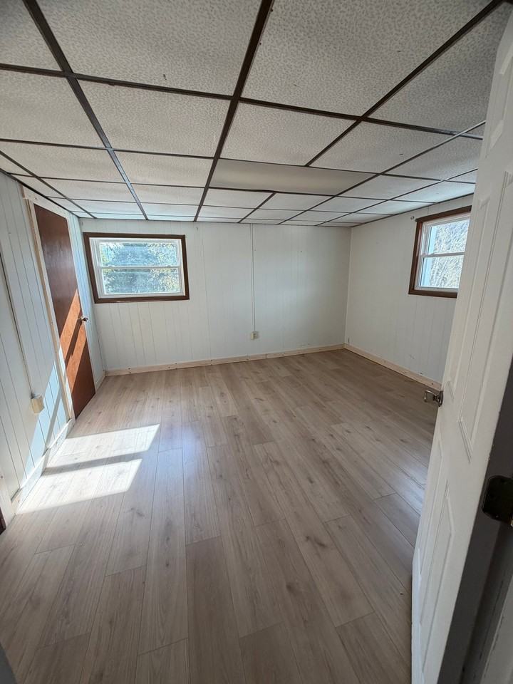 411 Argyle St #413 - Photo 7 of 8